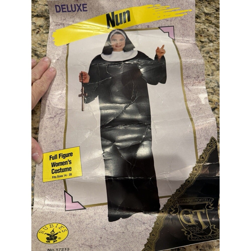 Spirit Halloween Women Nun Costume Plus Size 14-20 In Package Halloween Dress Up